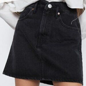 Pre-loved Zara Black Denim Raw Hem Mini Skirt - Size 24